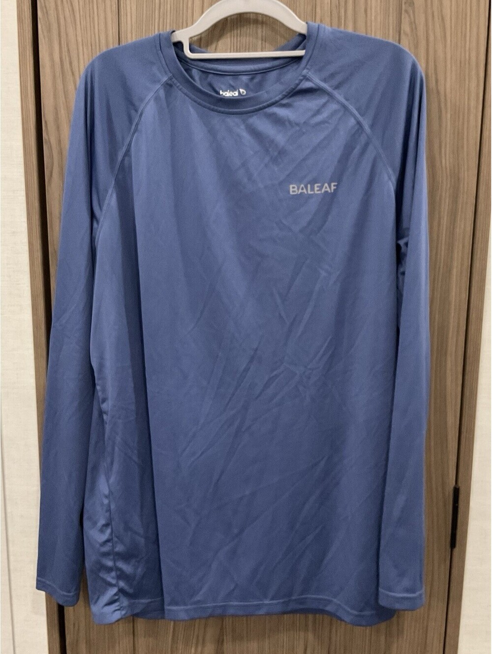 Baleaf Mens Long Sleeve Athletic Tee Size L Has A Stain